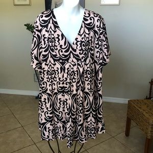 NWT AMZ Plus 5X Top